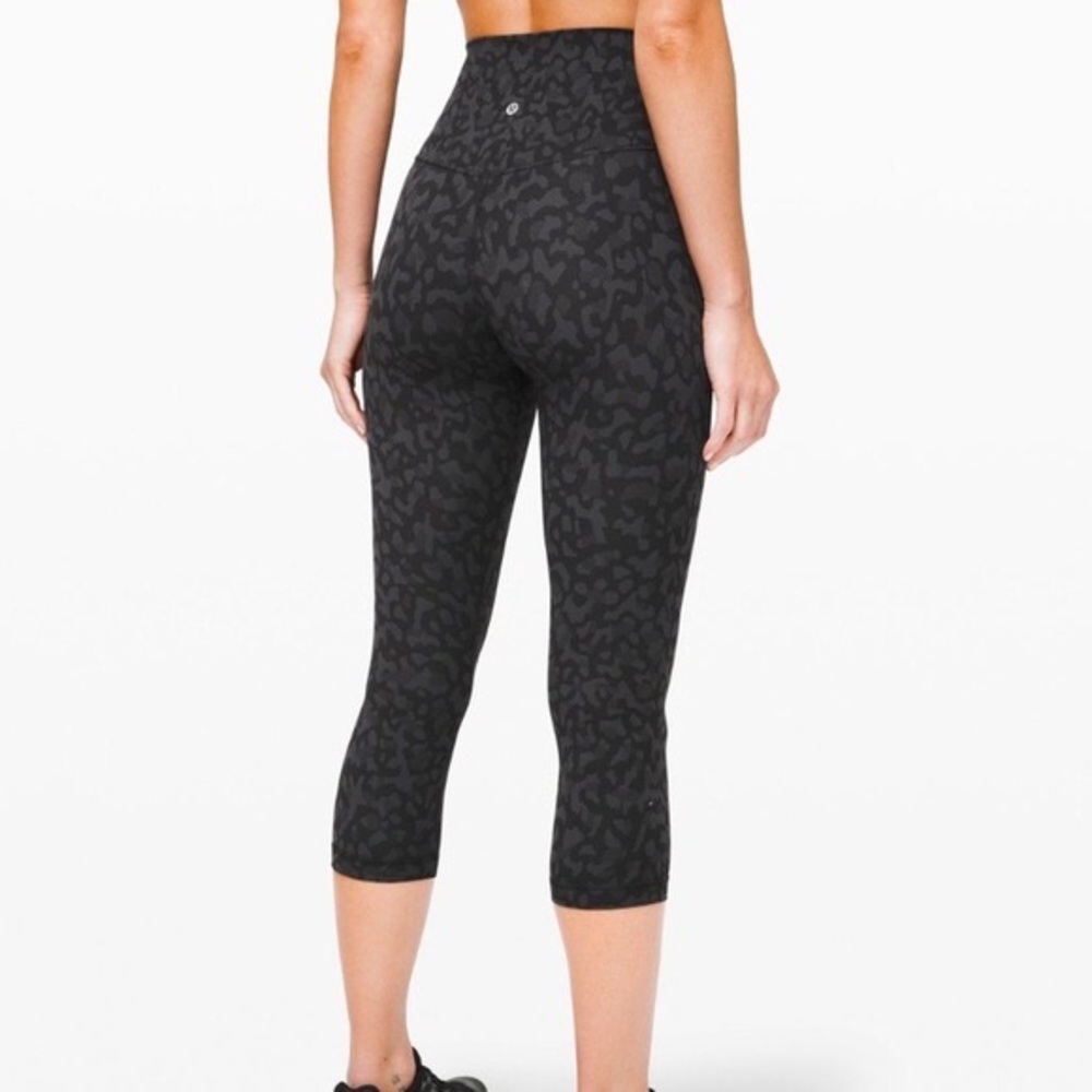 Lululemon Cropped Align Leggings